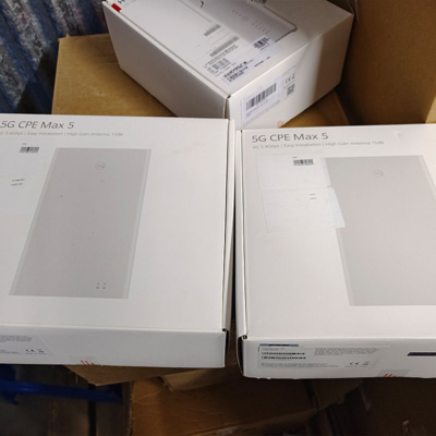 खरीदें Unlocked 5G CPE Max 5 H352-381 5G Modem WiFi 2.4Ghz Router 5.4 Gbps Internal 4G/5G Antennas online manufacture